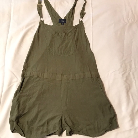 olive green overall shorts